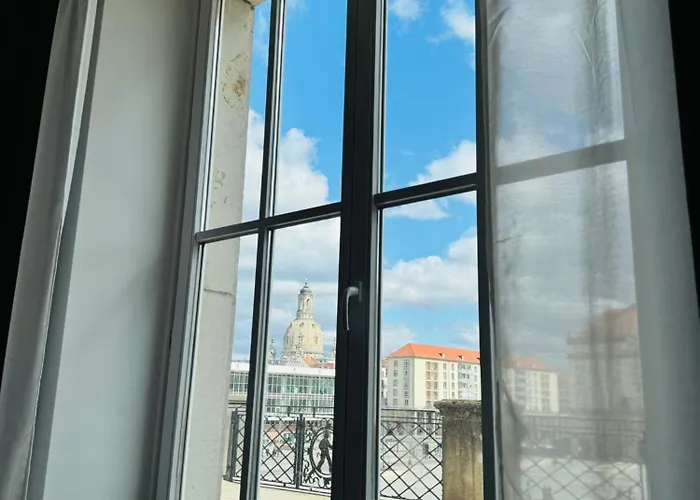 Panorama Altmarkt * دريسدن